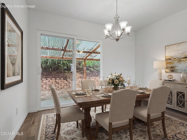 Building Photo - 2485 E Hillcrest Dr