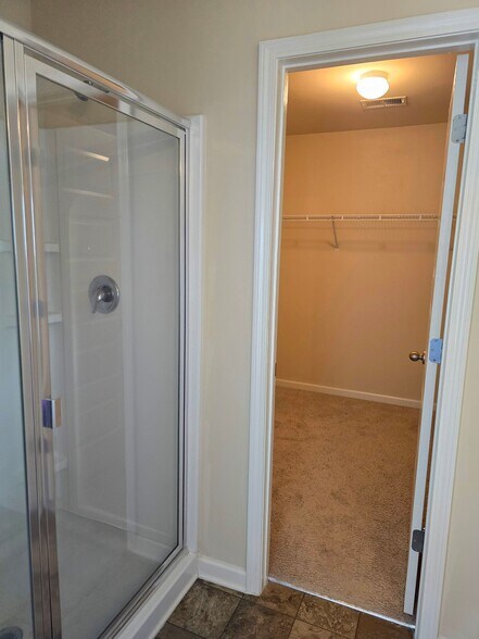 Building Photo - 245 Silver Willow Walk