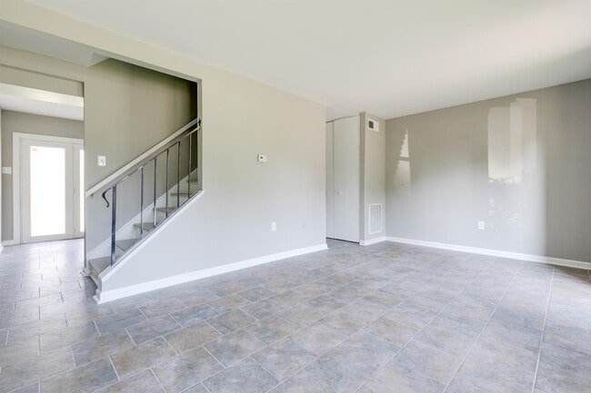 Building Photo - 2151 Binford Ln