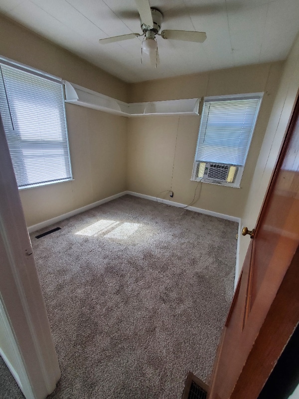 Building Photo - 722 Wildwood Dr