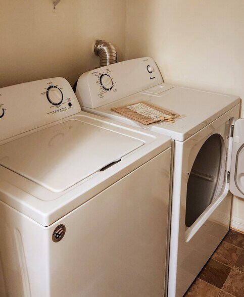 Building Photo - 3705 S Lake Orlando Pky