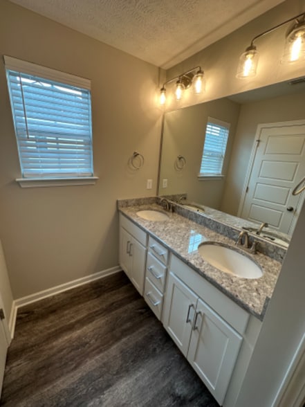 Building Photo - 4321 Spyglass Dr