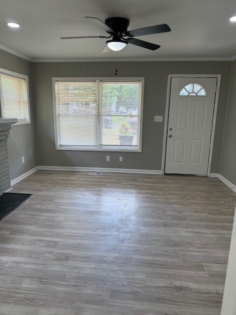 Building Photo - 505 E Washington Ave