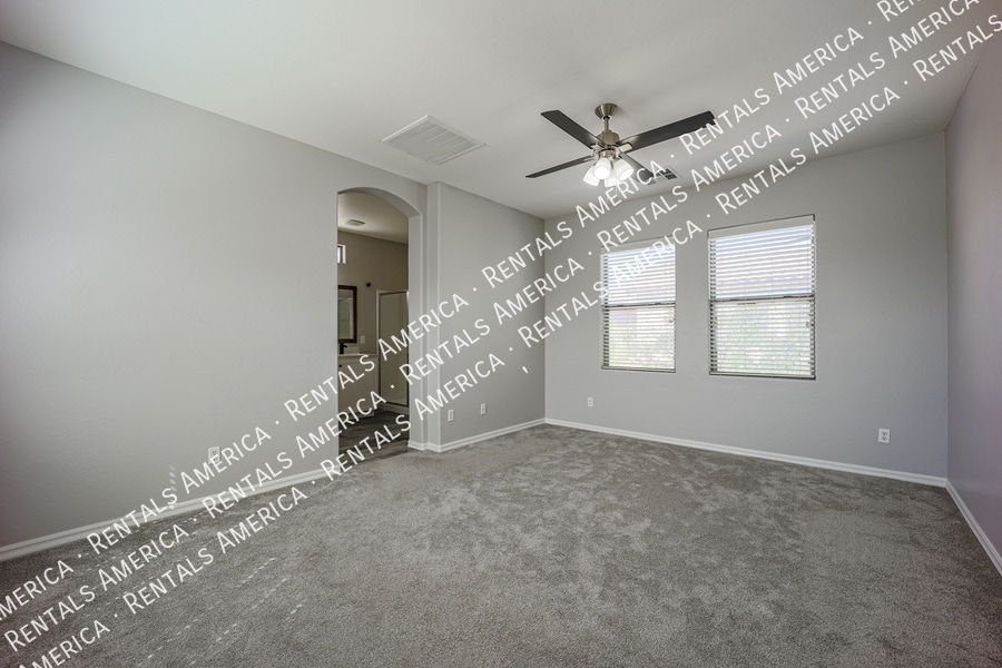 Building Photo - 18830 E Swan Dr