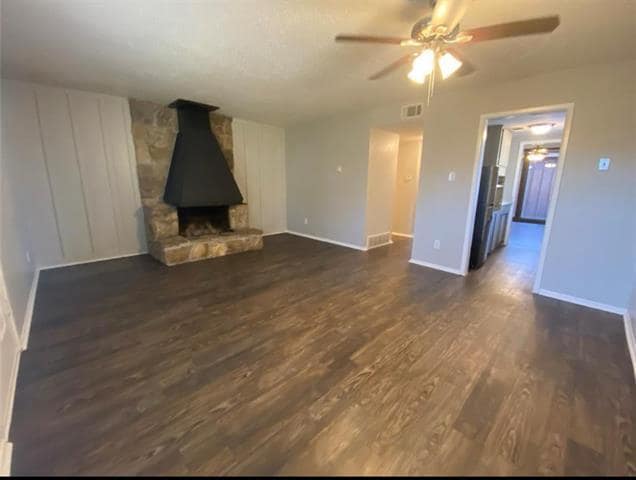 Building Photo - 6327 Walraven Cir