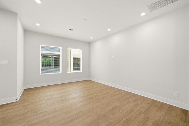 Building Photo - 1398 Cedar Post Ln