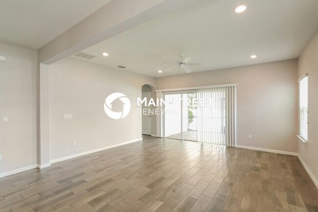 Building Photo - 3 Bedroom Pet-Friendly Home in Jacksonvill...
