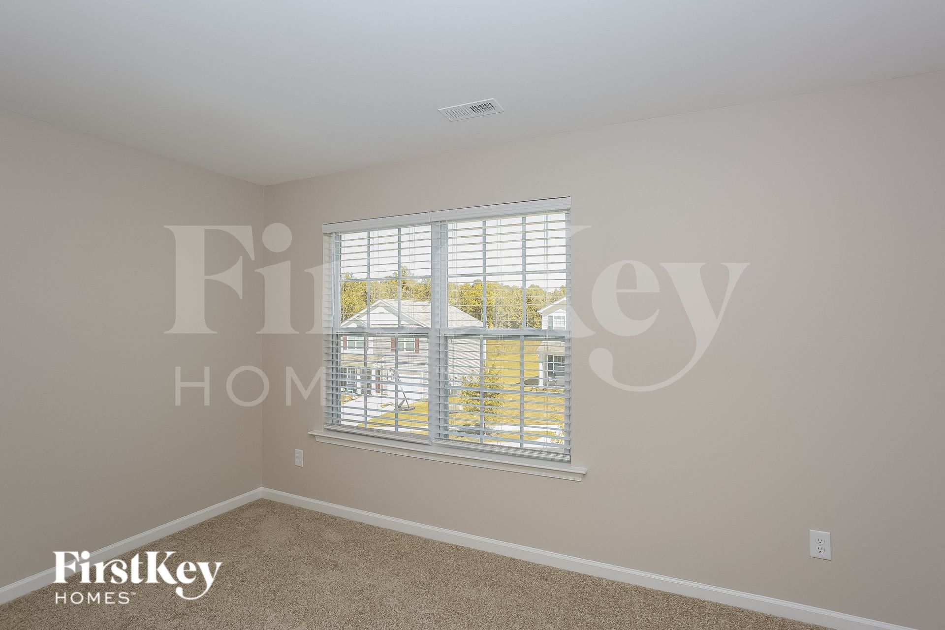 Building Photo - 413 Bennington Dr