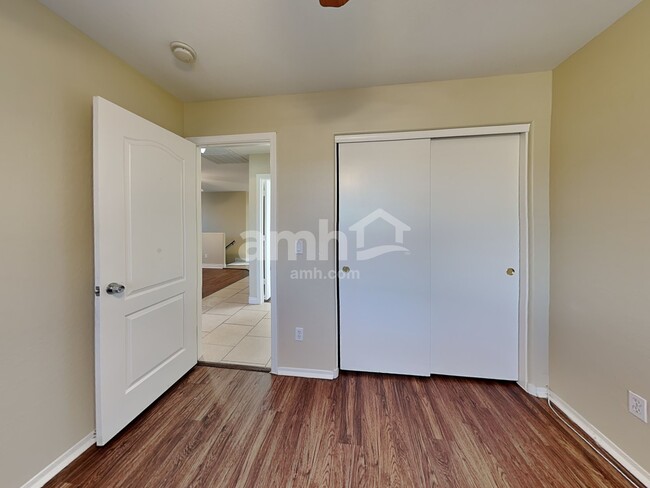 Building Photo - 10045 E Calypso Cir