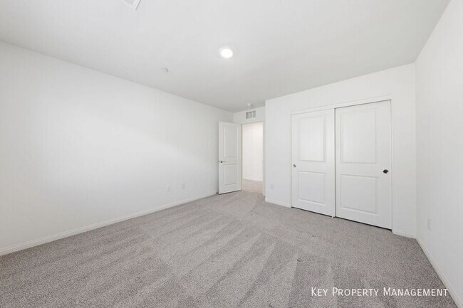 Building Photo - 4440 Bayley Skye Ave