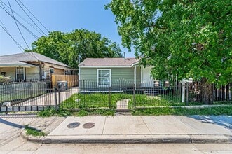 Building Photo - 1520 McBroom St