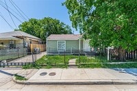 Building Photo - 1520 McBroom St