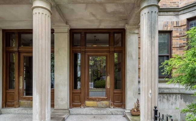 Building Photo - Gorgeous 3 bedroom unit in Brookline!