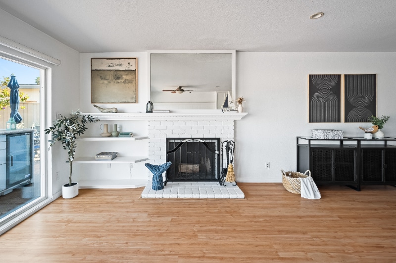 Building Photo - 607 Sand Hook Isle