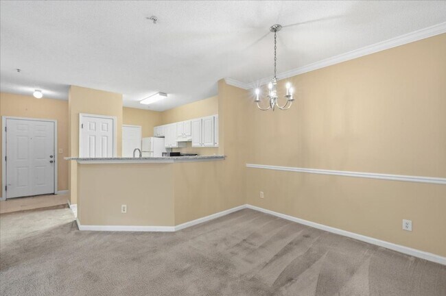 Building Photo - 1202 Walden Park Dr