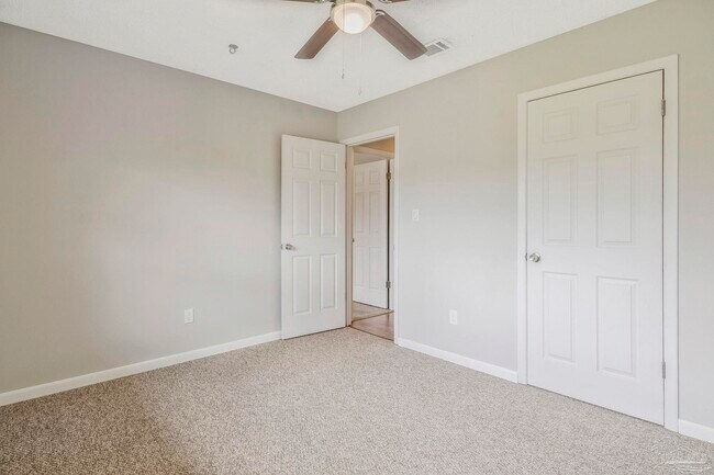 Building Photo - 2325 Merle Cir