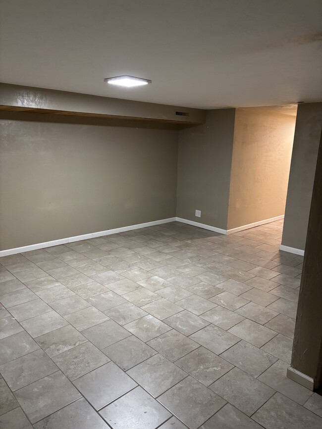 Finished basement area - 208 Lox Ct