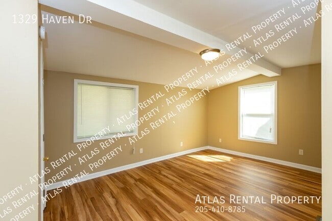 Building Photo - 1329 Haven Dr