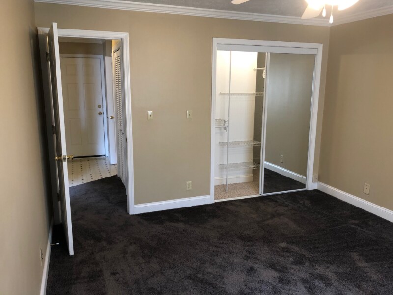 Building Photo - 2305 Adams Ave