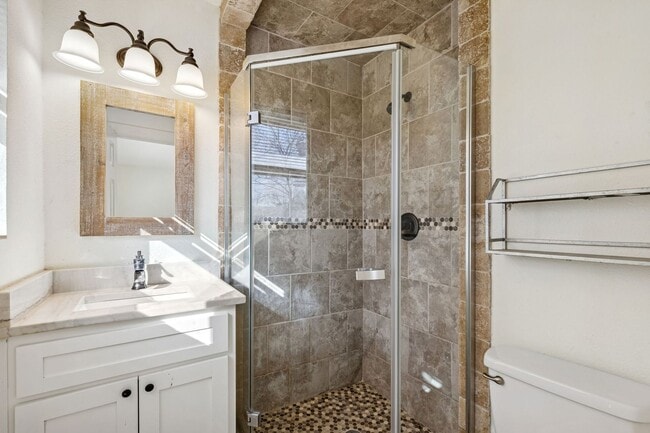 Building Photo - Charming 3-Bedroom, 2-Bath Home in an Established Haltom City Neighborhood