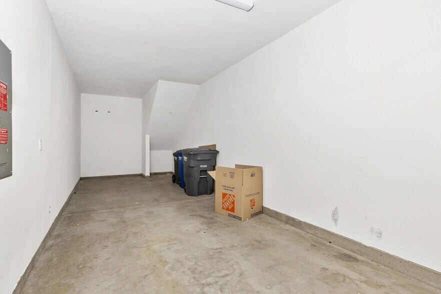 Building Photo - 110 Diamante Rd
