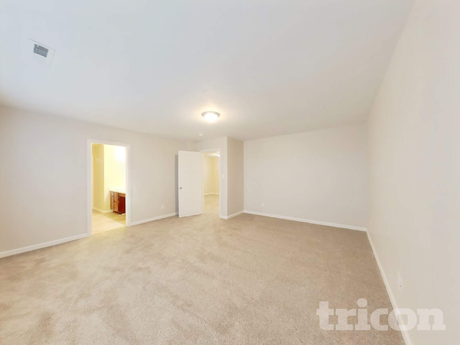 Building Photo - 3338 Deerbrook Dr