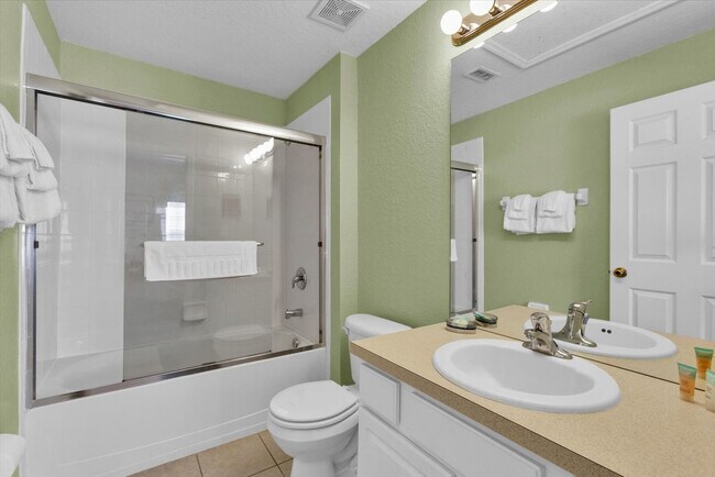 Building Photo - 2549 Maneshaw Ln