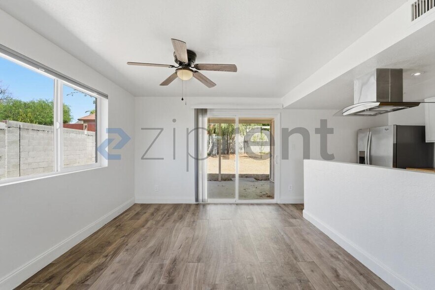 Building Photo - 9037 N 14th St