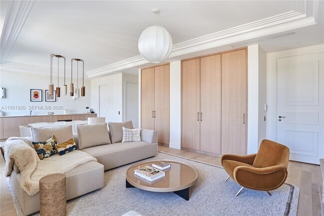 Building Photo - 9 Avenue Frederic Le Play Ave