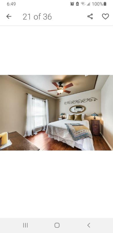 Building Photo - 1449 Summerhill Dr