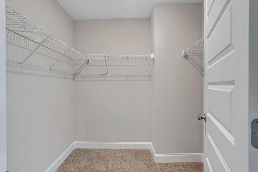 Building Photo - Excell Pointe 2 Bedroom Townhomes