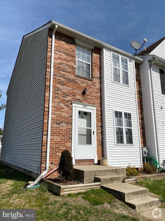 Building Photo - 532 Park Manor Cir