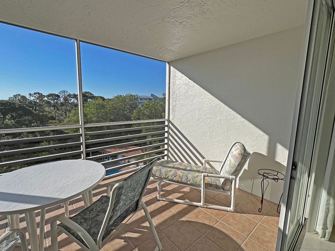 Building Photo - 15191 Cedarwood Ln