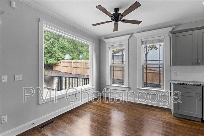 Building Photo - 8229 Pierpoint Dr
