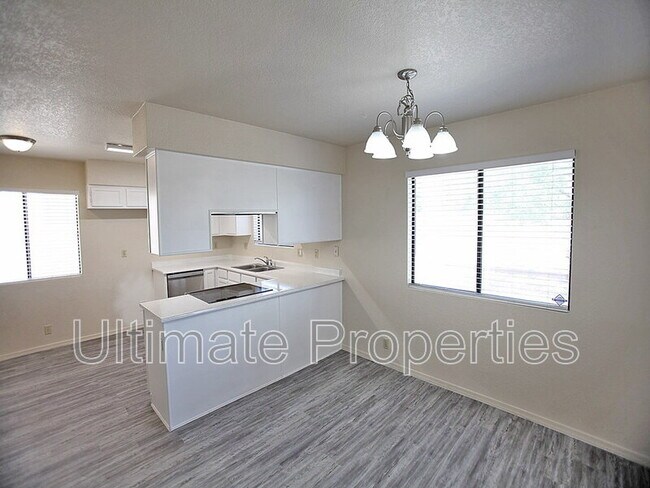Building Photo - 4645 N 99th Dr