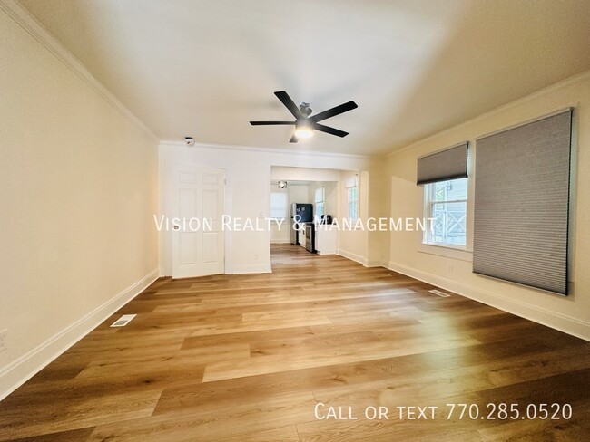 Building Photo - Move In Ready! 1BD 1BA Unit Near Ponce Cit...