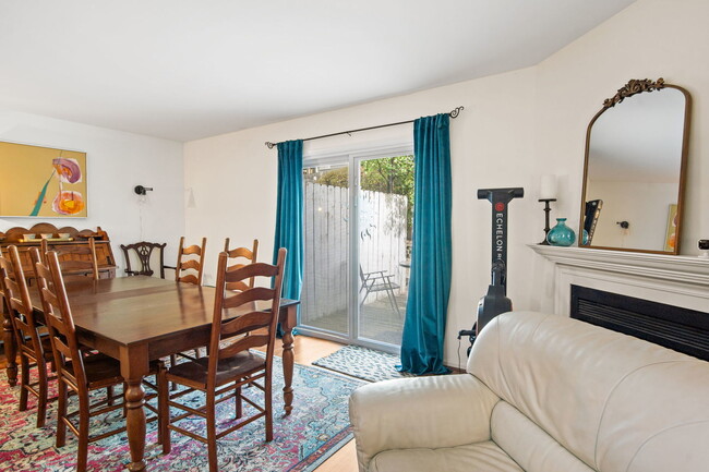 Building Photo - 103 N Bennett St