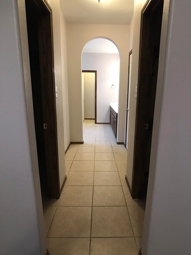 Building Photo - 3Bed/2.5Bath Edinburg TX Home For Rent ( Oakland Village )