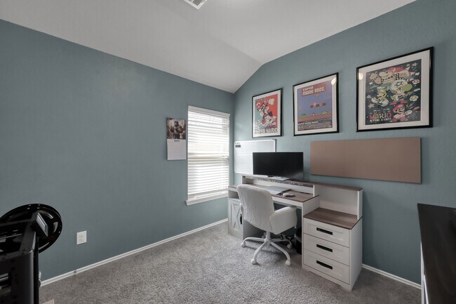 Building Photo - 25248 Pomegranate Pl