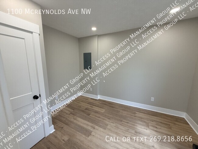 Building Photo - 1100 Mc Reynolds Ave NW