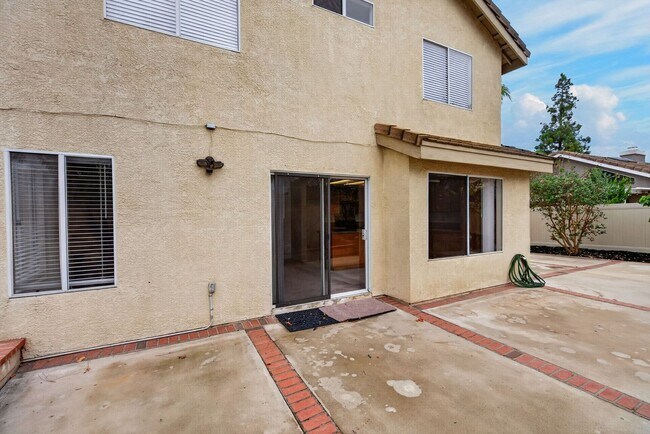 Building Photo - 7272 Foxcroft St