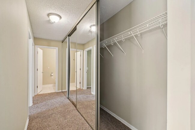 Building Photo - 4110 Rahn Rd