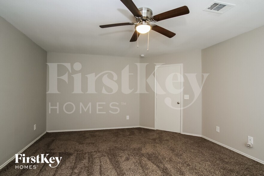 Building Photo - 16406 Peyton Stone Cir