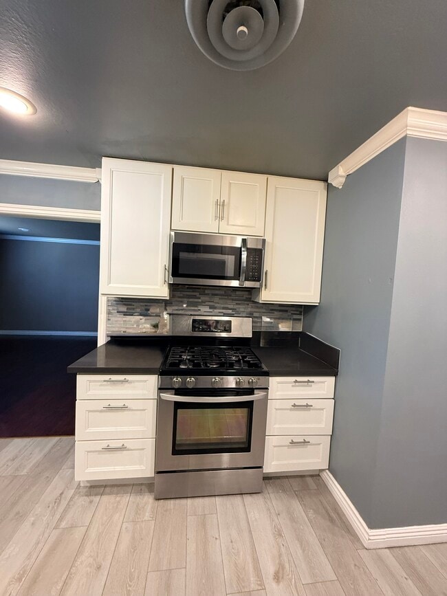 Building Photo - 6482 Adair Ave