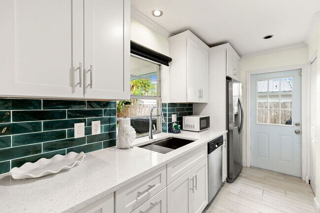 Building Photo - 3520 Bolero Way