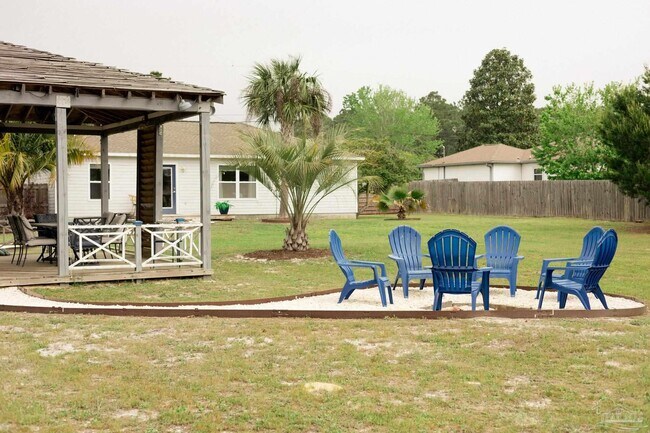 Building Photo - 8625 El Paseo St
