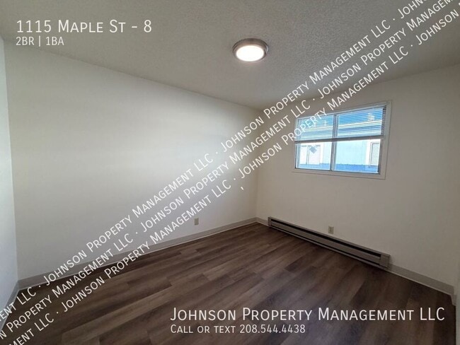 Building Photo - 1115 Maple St