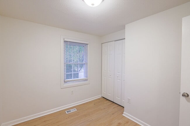 Building Photo - 8096 Castle Rock Ct