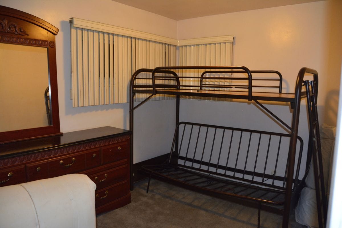 Building Photo - 24271 Kenosha St