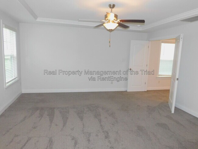 Building Photo - 6417 Bluestone Park Dr